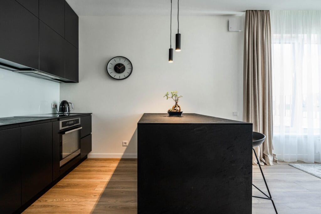 4_mazo_buto_interjeras_virtuves_projektas