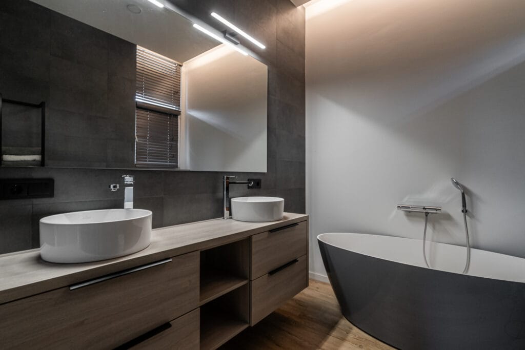 namo_vonios_interjeras